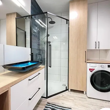 Apartment Superior Laguna Beskidow Green! Sauna & Gym! Air Condition! Zarzecze (Silesia)