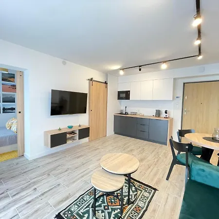 Superior Laguna Beskidow Green! Sauna & Gym! Air Condition! Apartment *